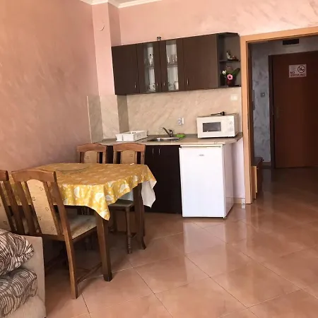 Apartment Dani Pomorie