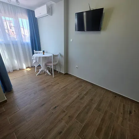 Apartment Dani *